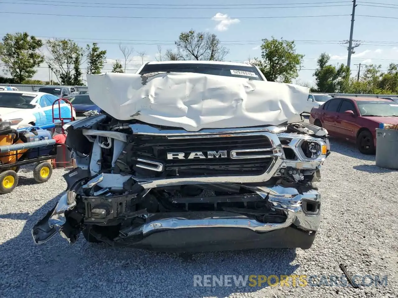 5 Photograph of a damaged car 1C6RREBG2MN746924 RAM 1500 2021