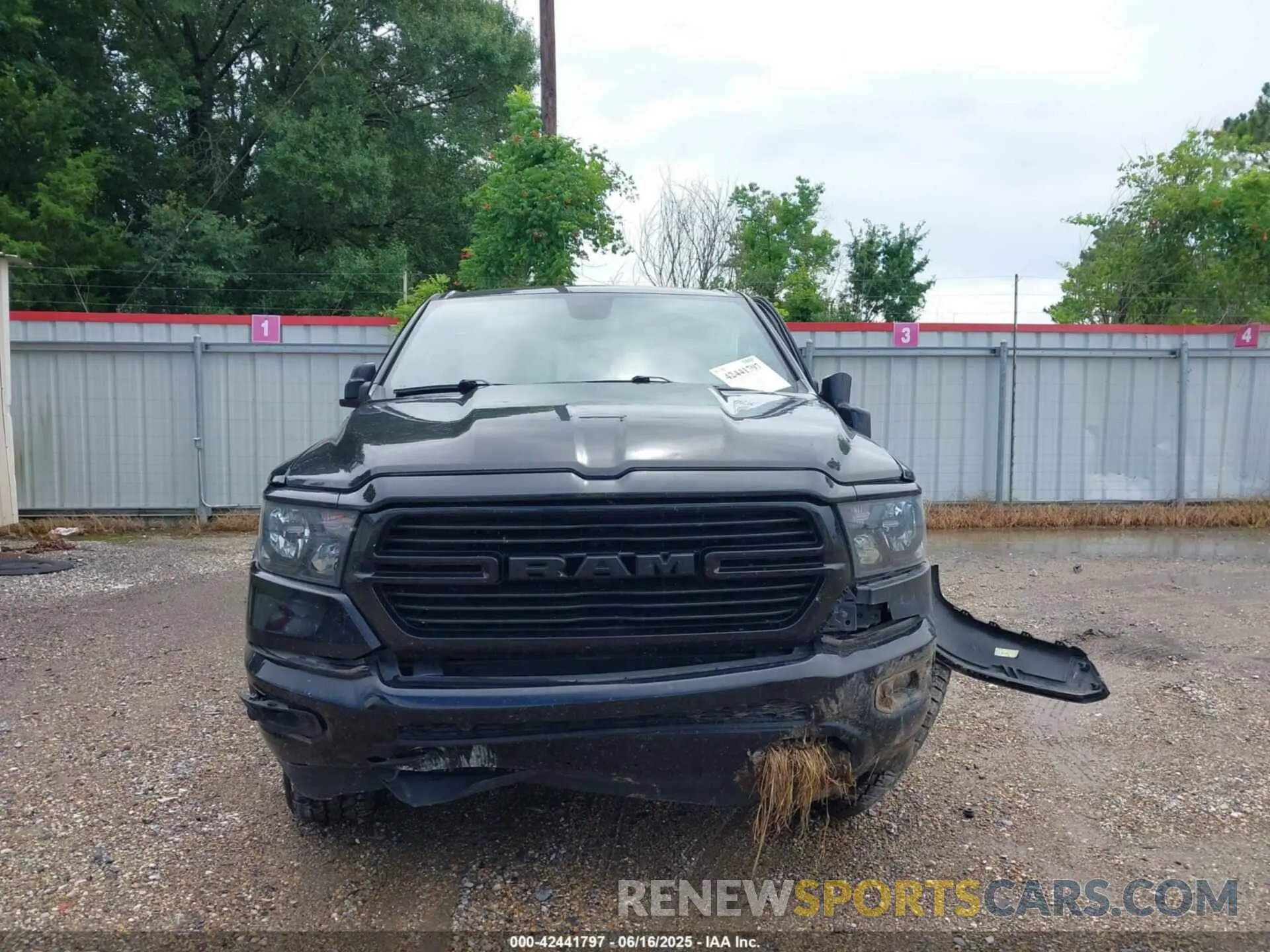 12 Photograph of a damaged car 1C6RREBG5MN820885 RAM 1500 2021