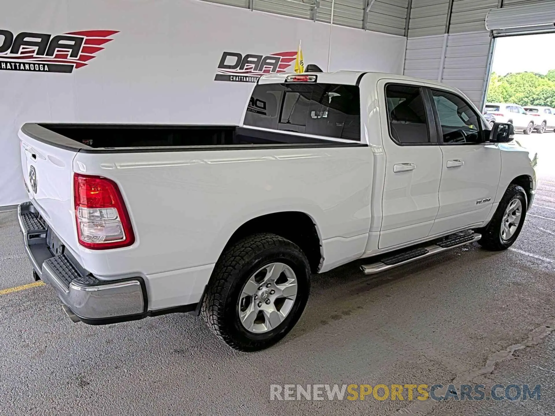32 Photograph of a damaged car 1C6RREBT0MN533287 RAM 1500 2021