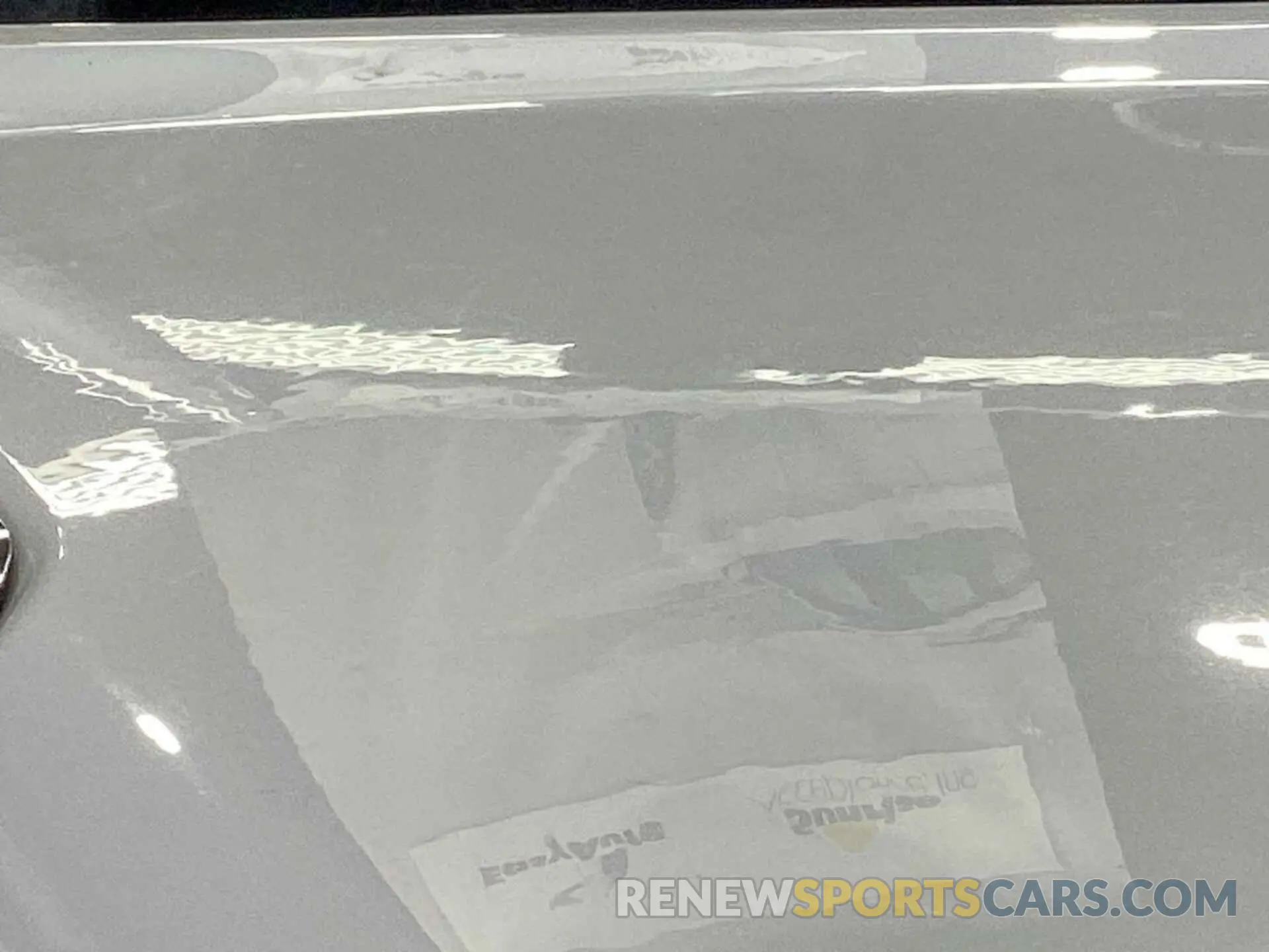 33 Photograph of a damaged car 1C6RREBT0MN533287 RAM 1500 2021