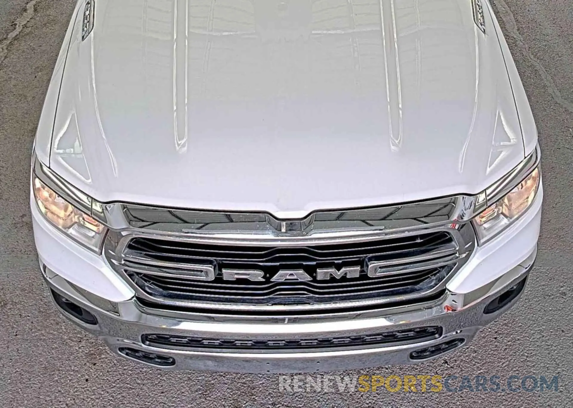 34 Photograph of a damaged car 1C6RREBT0MN533287 RAM 1500 2021