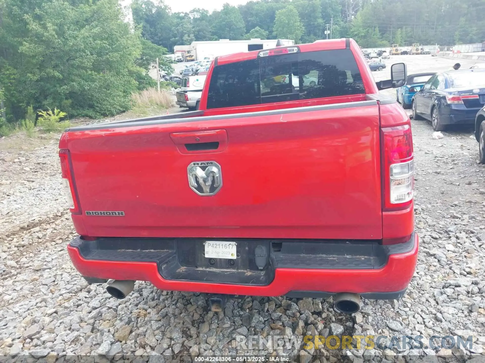 16 Photograph of a damaged car 1C6RREBT0MN828129 RAM 1500 2021