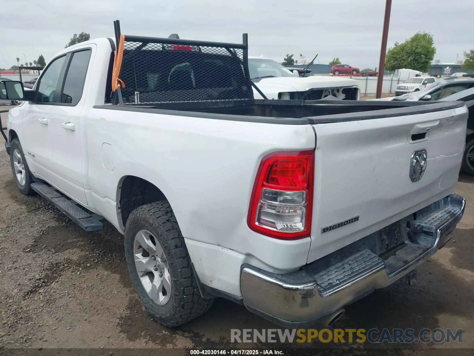 3 Photograph of a damaged car 1C6RREBT5MN609716 RAM 1500 2021