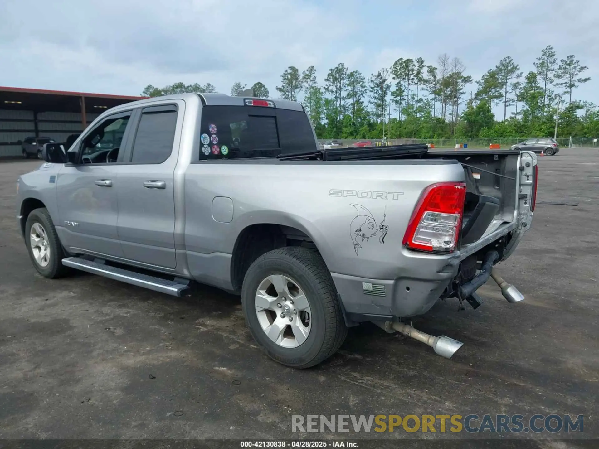 3 Photograph of a damaged car 1C6RREBT7MN801896 RAM 1500 2021