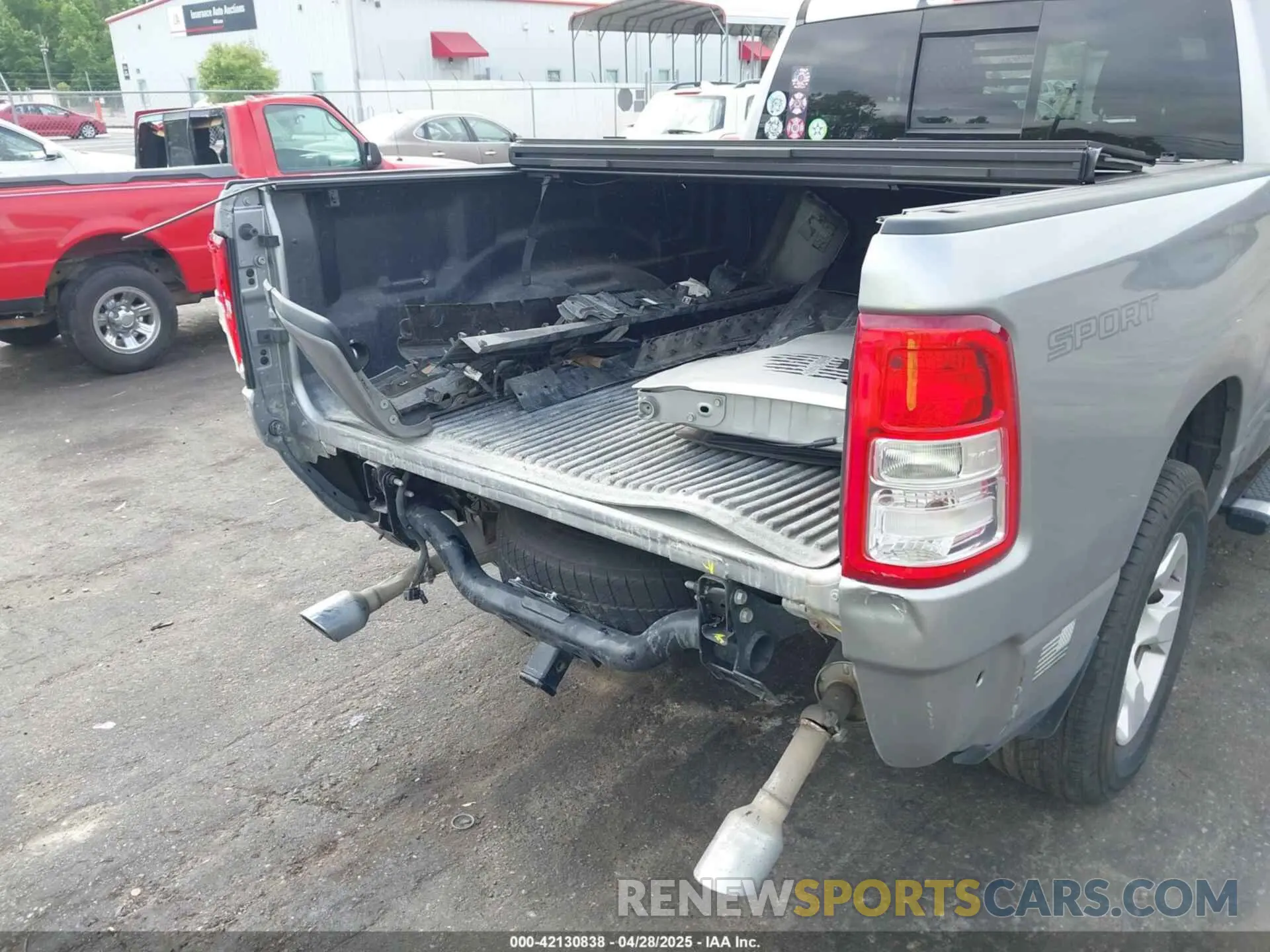 6 Photograph of a damaged car 1C6RREBT7MN801896 RAM 1500 2021