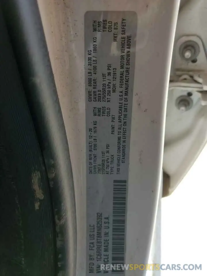 12 Photograph of a damaged car 1C6RREBT8MN625392 RAM 1500 2021