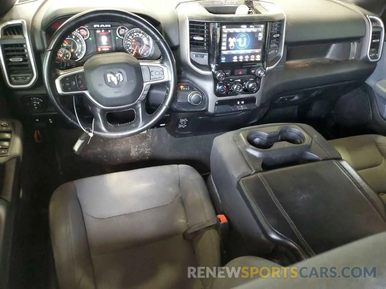 8 Photograph of a damaged car 1C6RREBT8MN625392 RAM 1500 2021