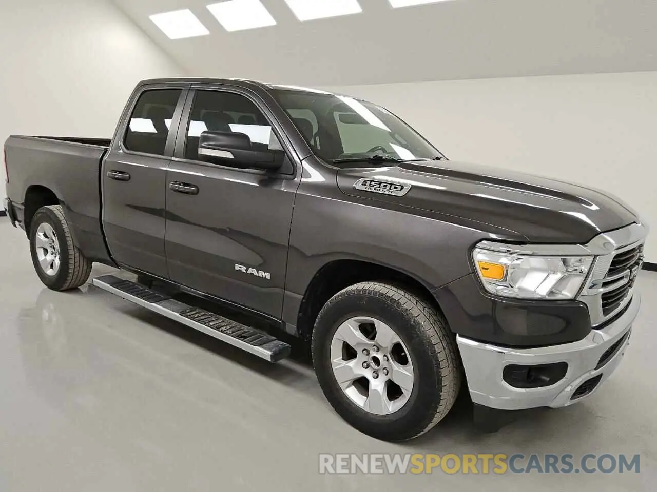 4 Photograph of a damaged car 1C6RREBT9MN709284 RAM 1500 2021