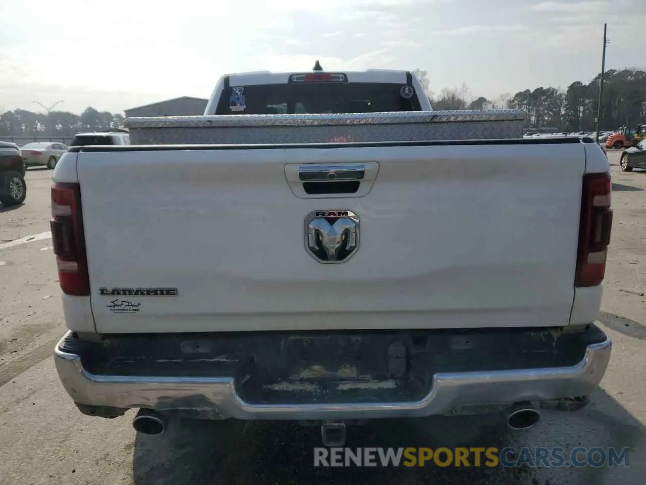 6 Photograph of a damaged car 1C6RREDT1MN815922 RAM 1500 2021