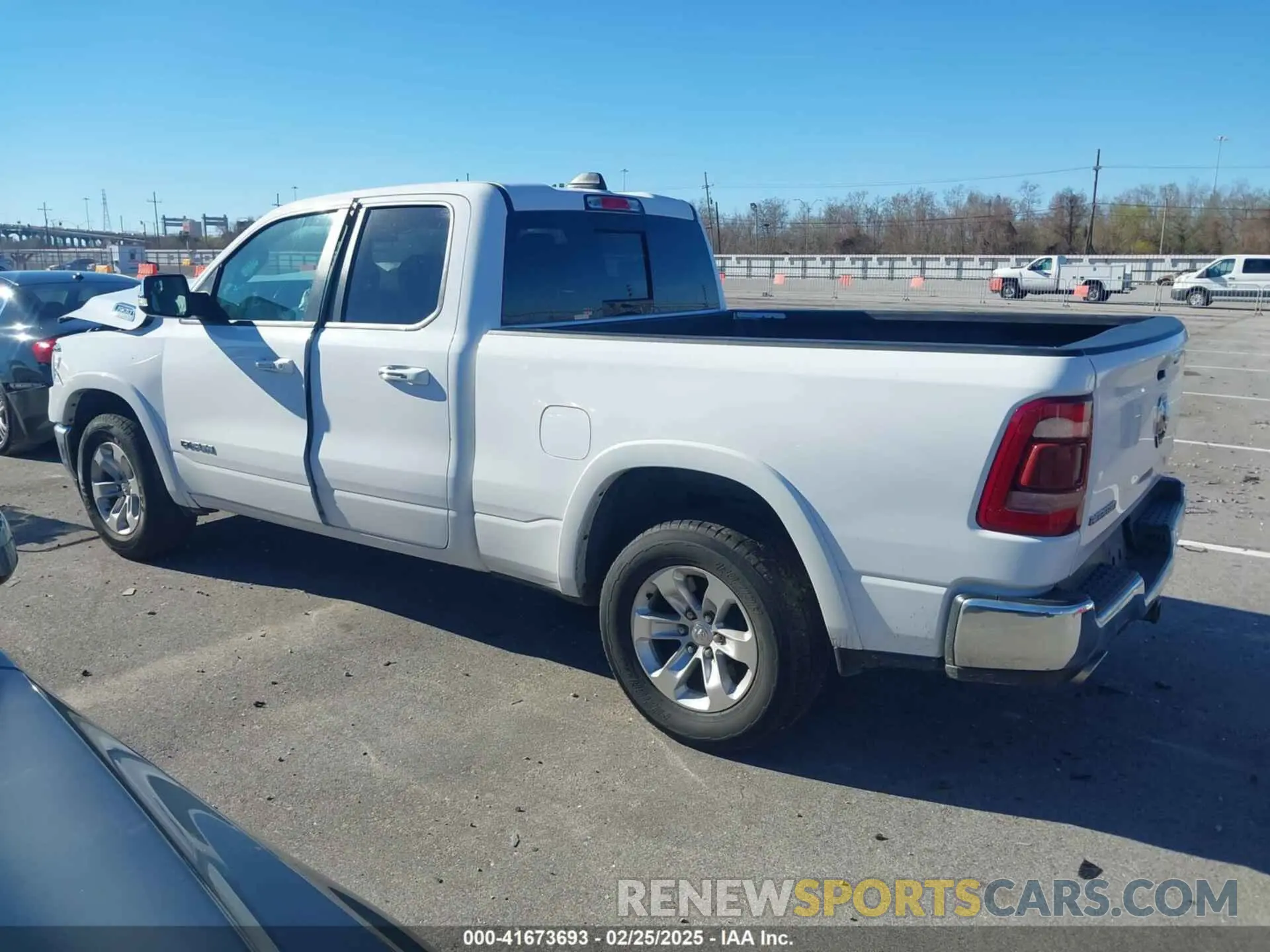 14 Photograph of a damaged car 1C6RREDT8MN708298 RAM 1500 2021