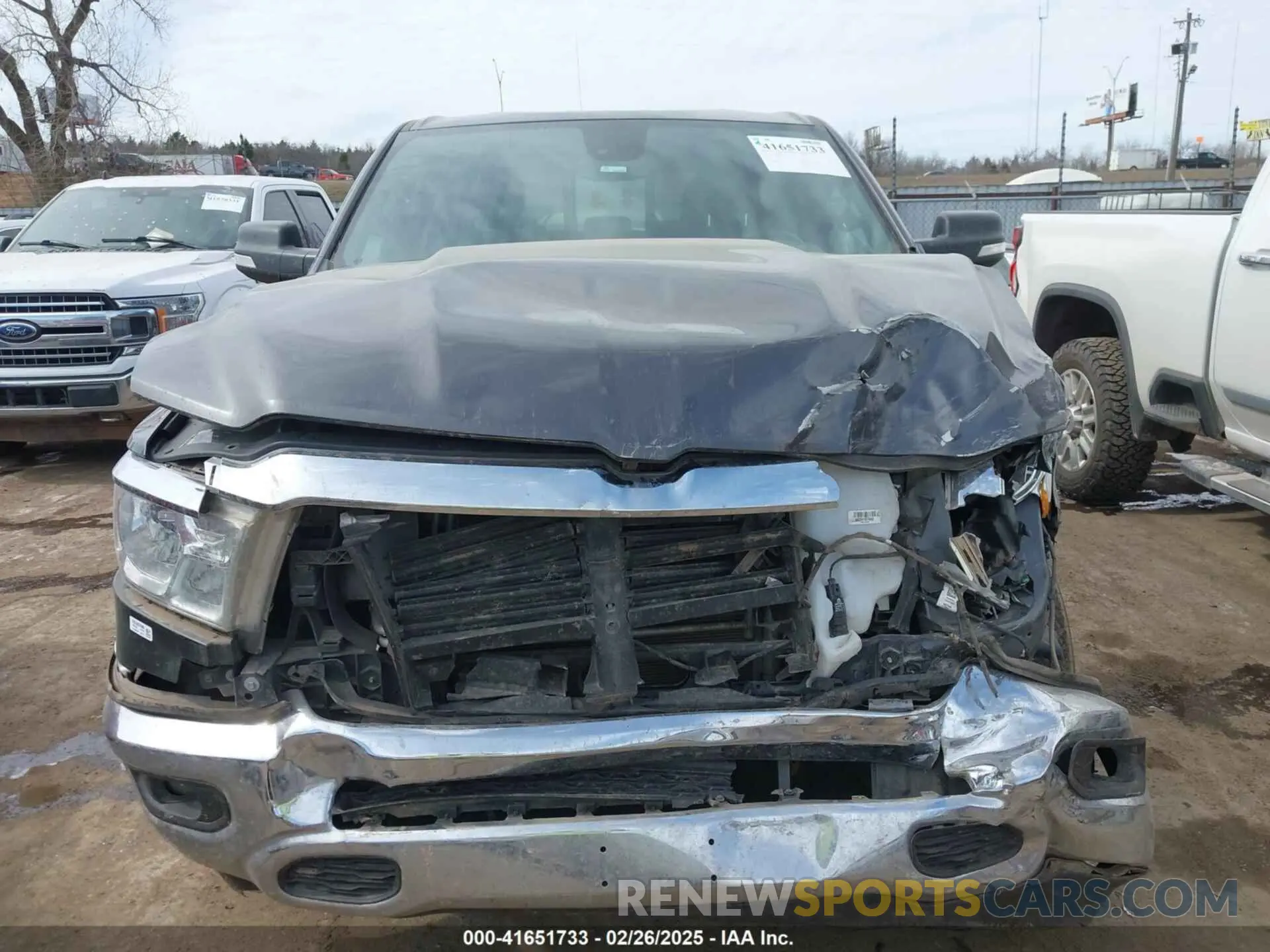 12 Photograph of a damaged car 1C6RREFG5MN802090 RAM 1500 2021
