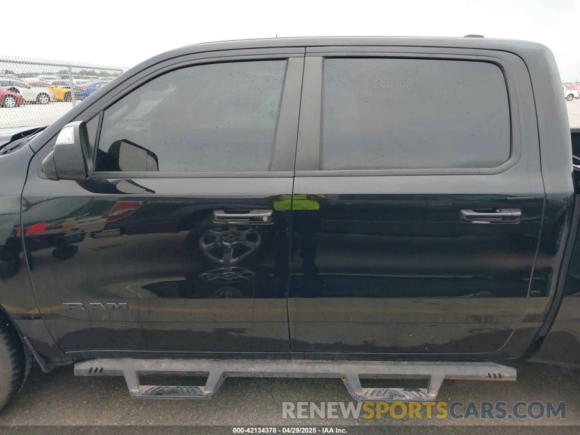 14 Photograph of a damaged car 1C6RREFM3MN835868 RAM 1500 2021