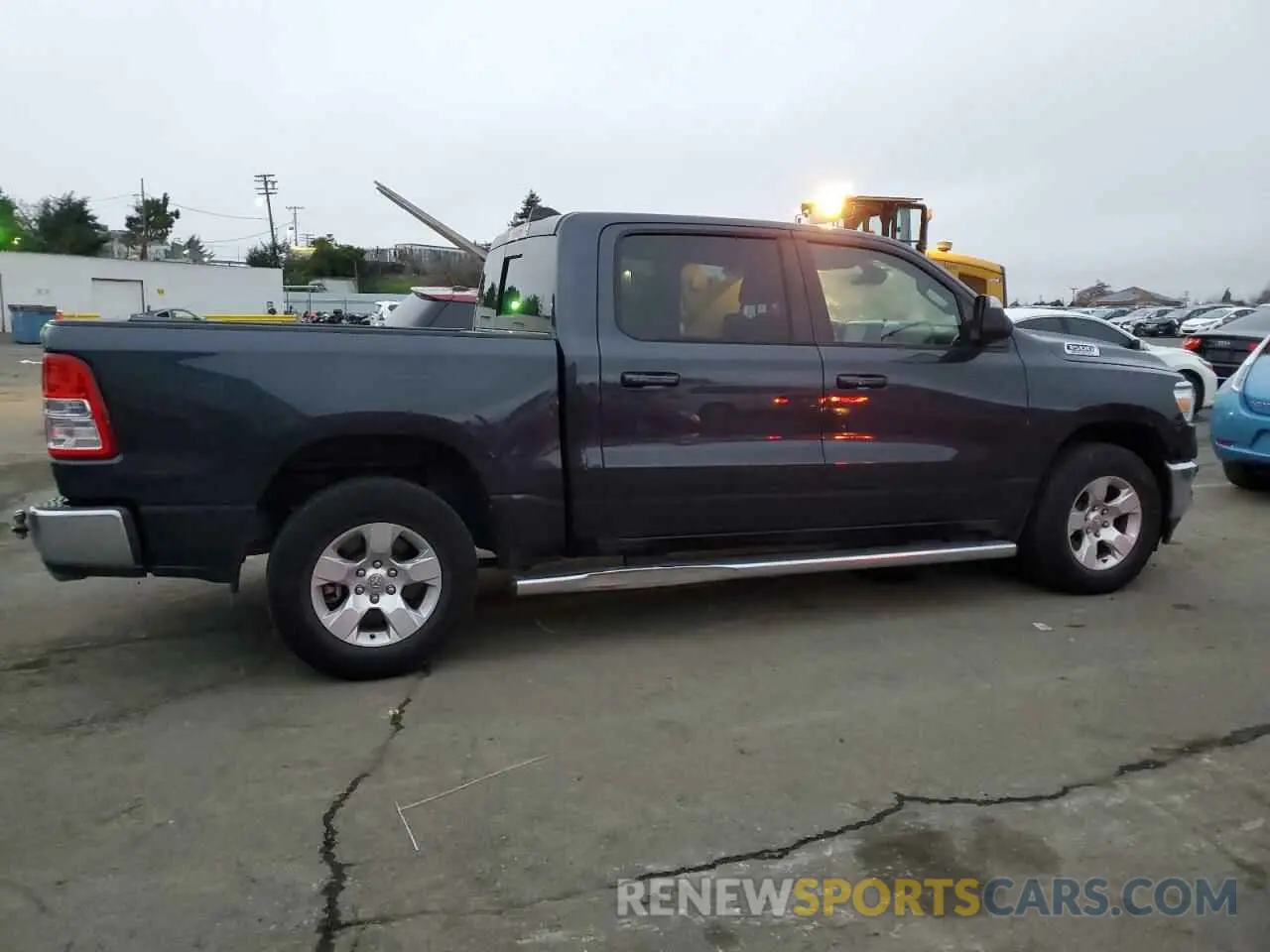 3 Photograph of a damaged car 1C6RREFM9MN712074 RAM 1500 2021