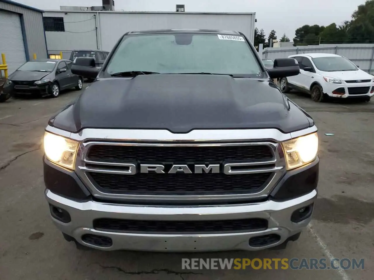 5 Photograph of a damaged car 1C6RREFM9MN712074 RAM 1500 2021