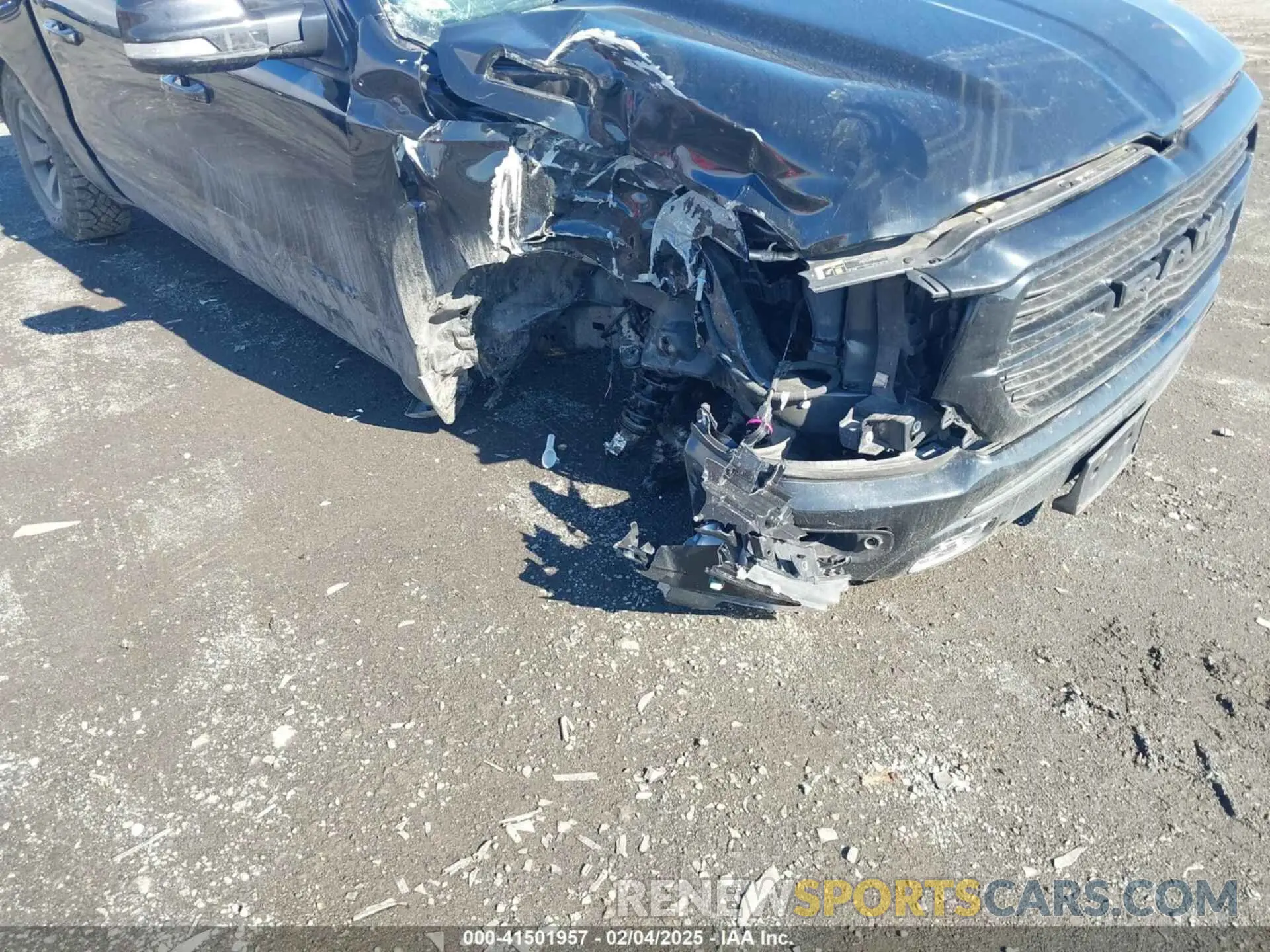 18 Photograph of a damaged car 1C6RREFT1MN690725 RAM 1500 2021
