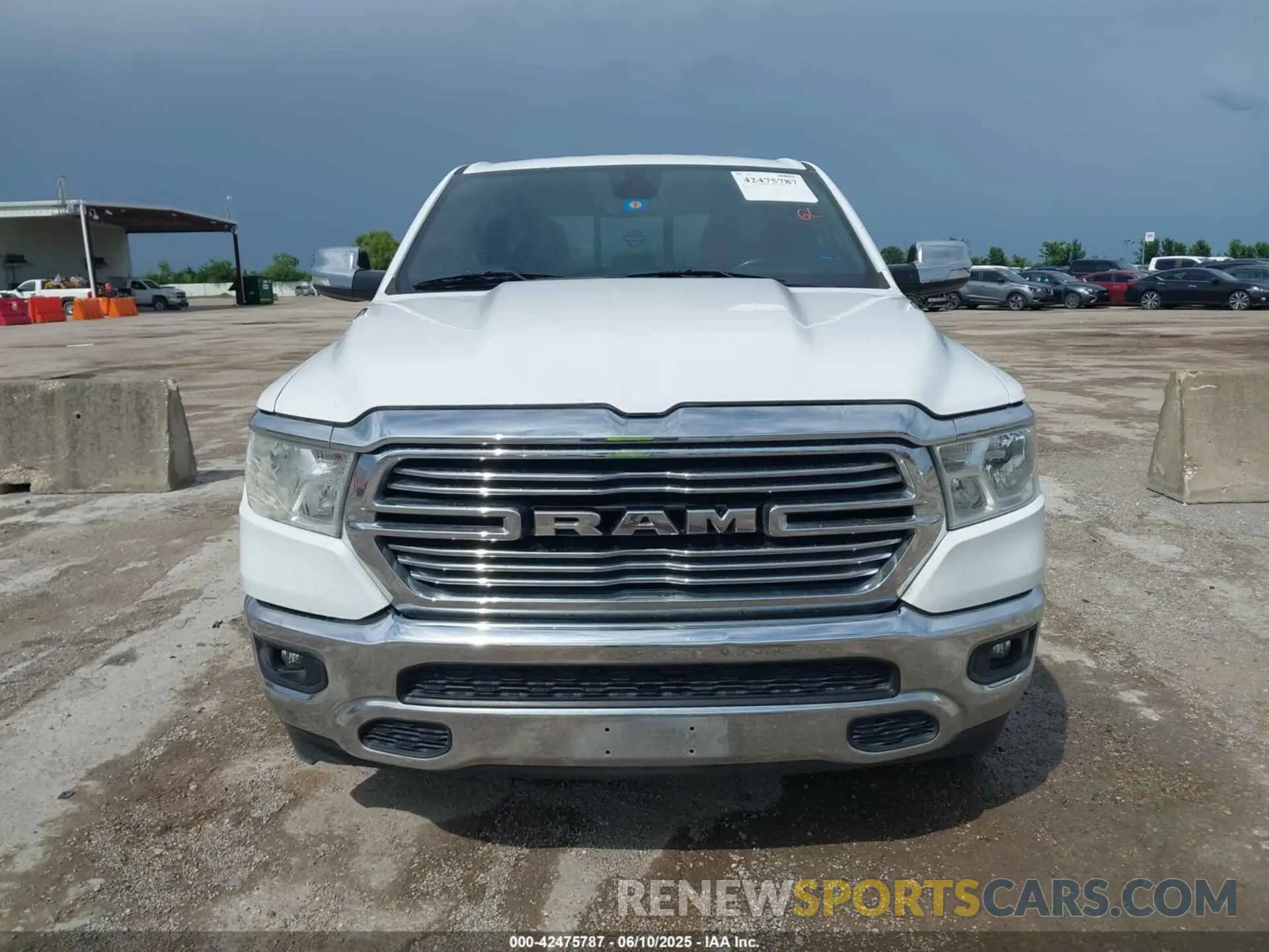 12 Photograph of a damaged car 1C6RREFT2MN502648 RAM 1500 2021