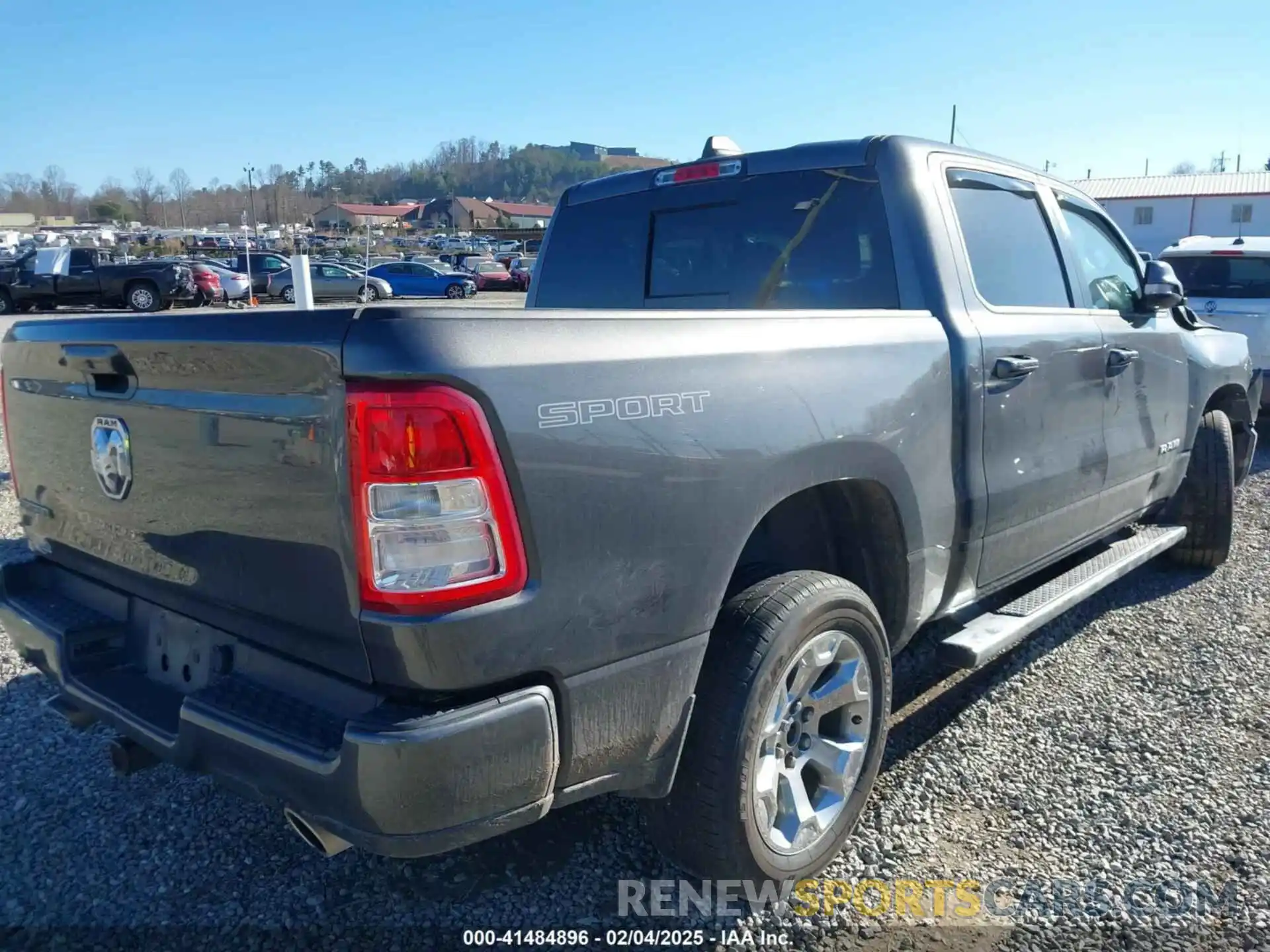 4 Photograph of a damaged car 1C6RREFT2MN691074 RAM 1500 2021