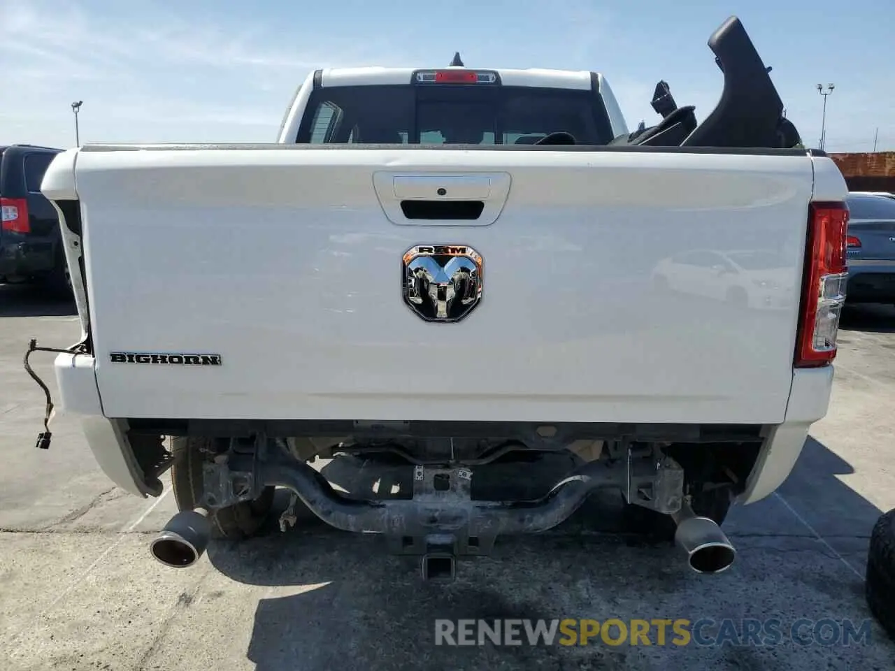 6 Photograph of a damaged car 1C6RREFT2MN747109 RAM 1500 2021
