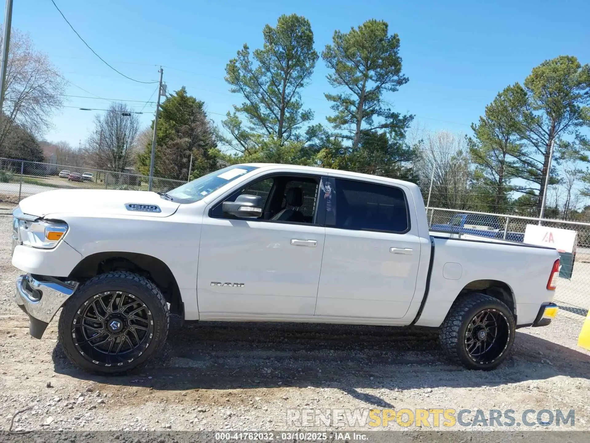 14 Photograph of a damaged car 1C6RREFT4MN708750 RAM 1500 2021