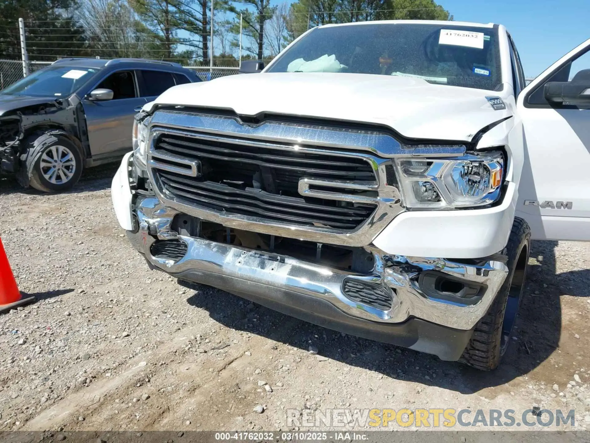 6 Photograph of a damaged car 1C6RREFT4MN708750 RAM 1500 2021