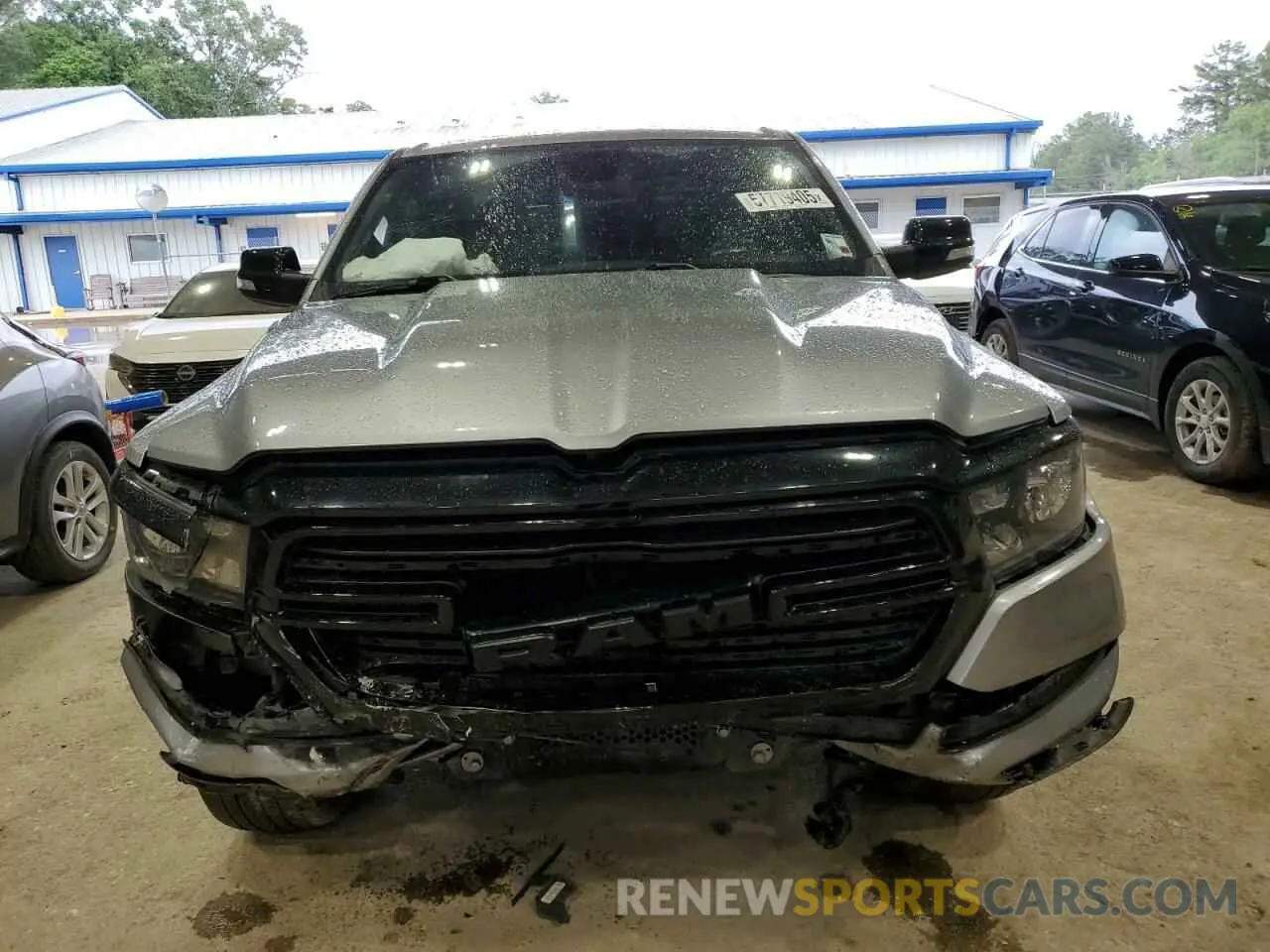 5 Photograph of a damaged car 1C6RREFT7MN708516 RAM 1500 2021