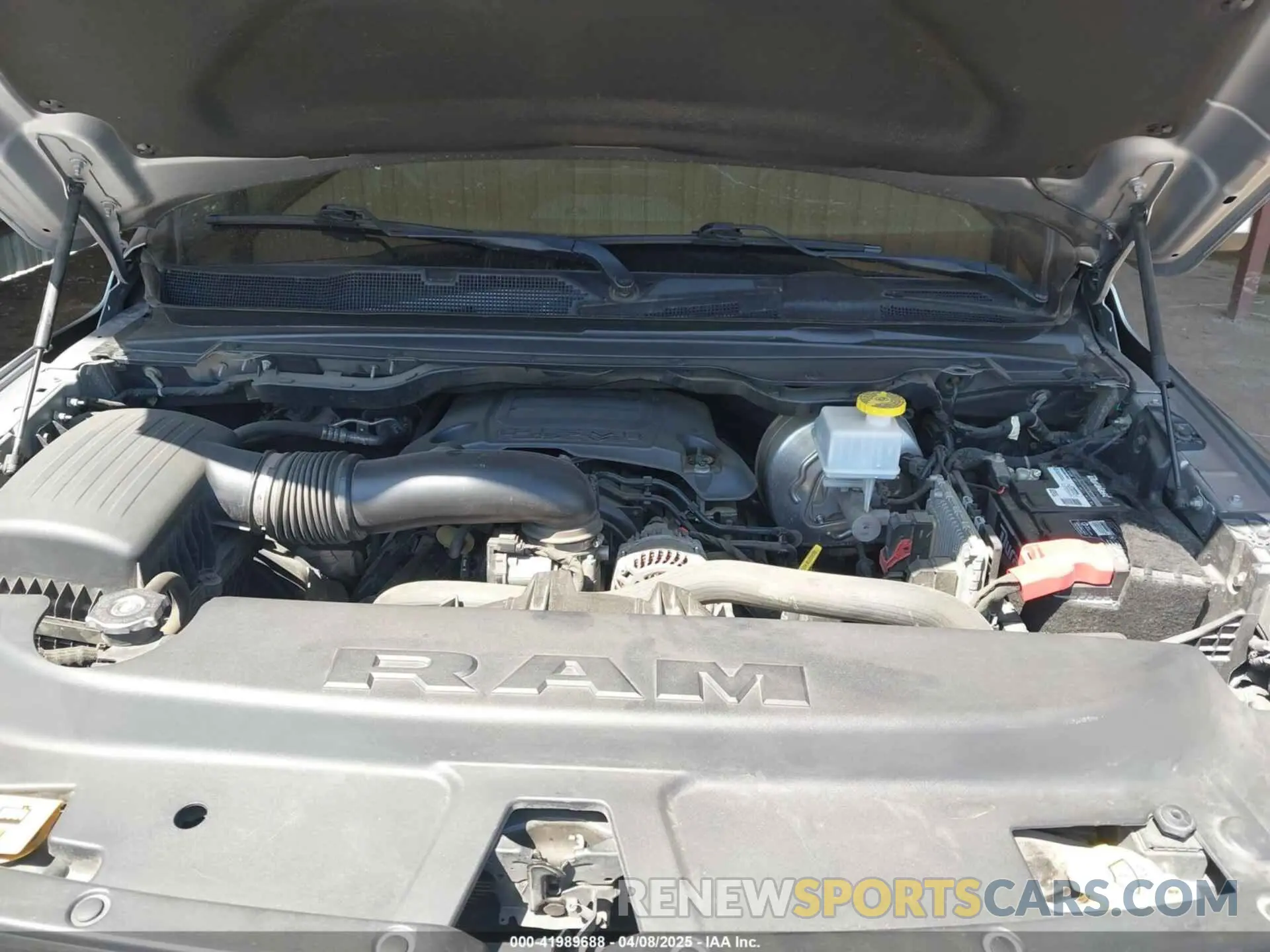 10 Photograph of a damaged car 1C6RREFT9MN544556 RAM 1500 2021