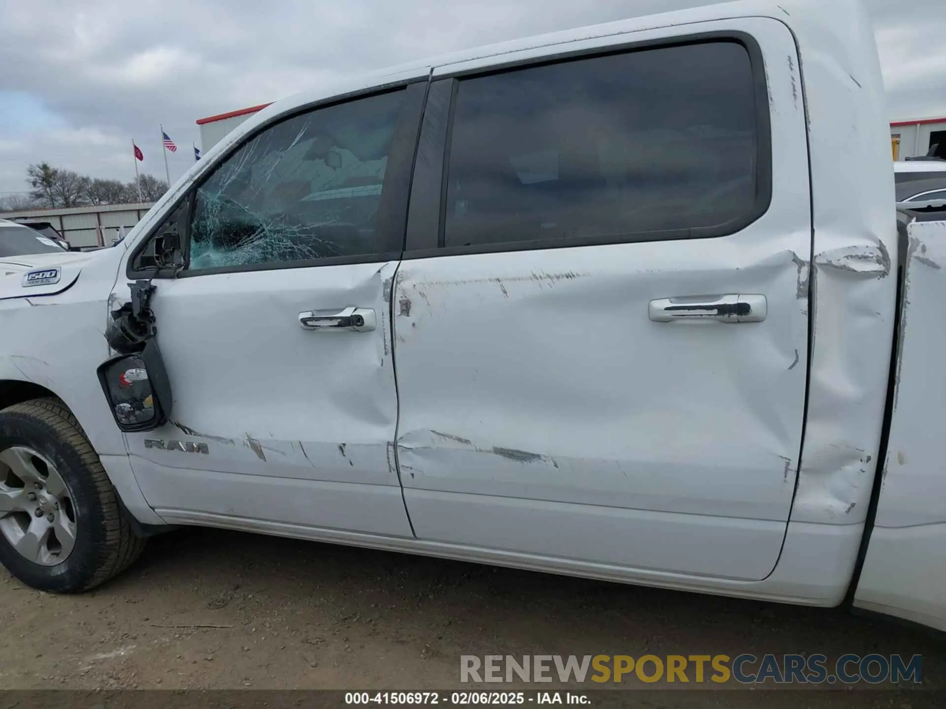15 Photograph of a damaged car 1C6RREFTXMN501974 RAM 1500 2021