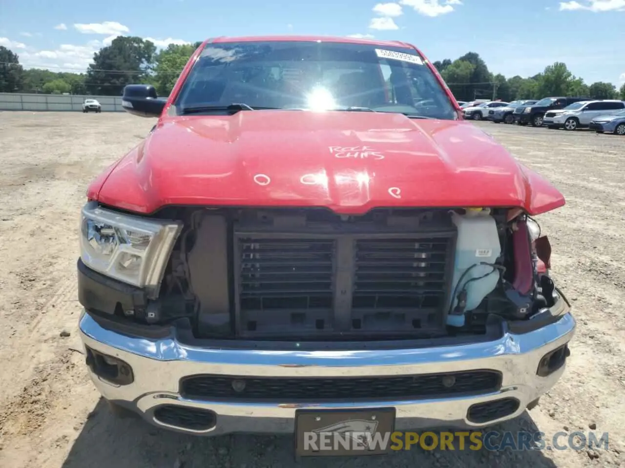 5 Photograph of a damaged car 1C6RREFTXMN630958 RAM 1500 2021