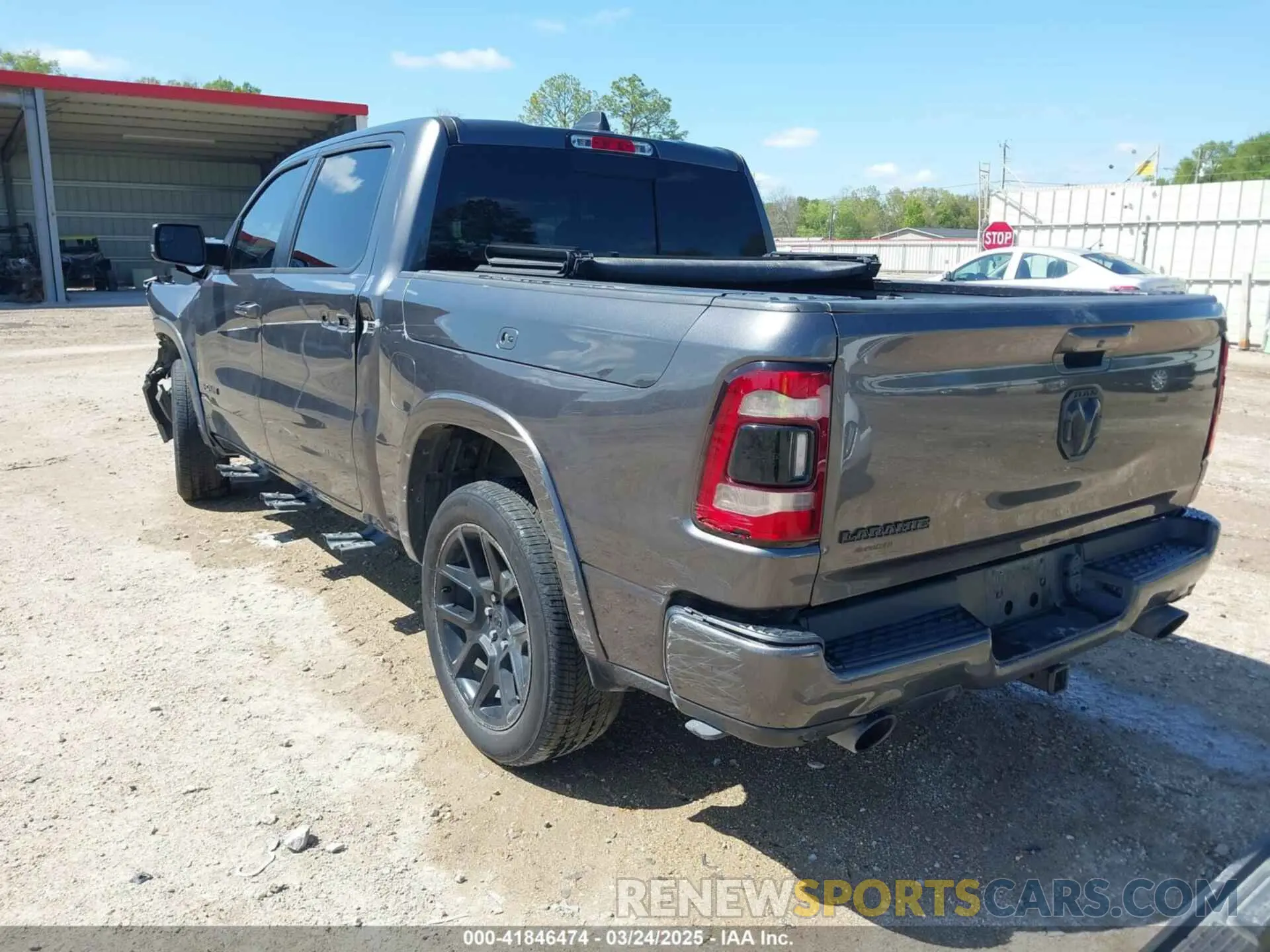 3 Photograph of a damaged car 1C6RREJT0MN502073 RAM 1500 2021
