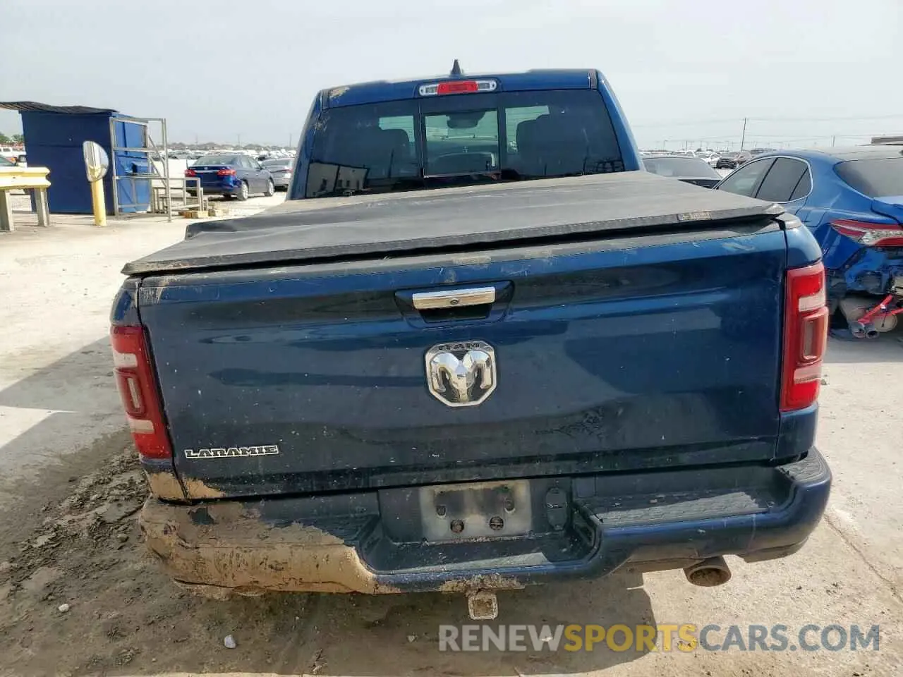 6 Photograph of a damaged car 1C6RREJT1MN625056 RAM 1500 2021