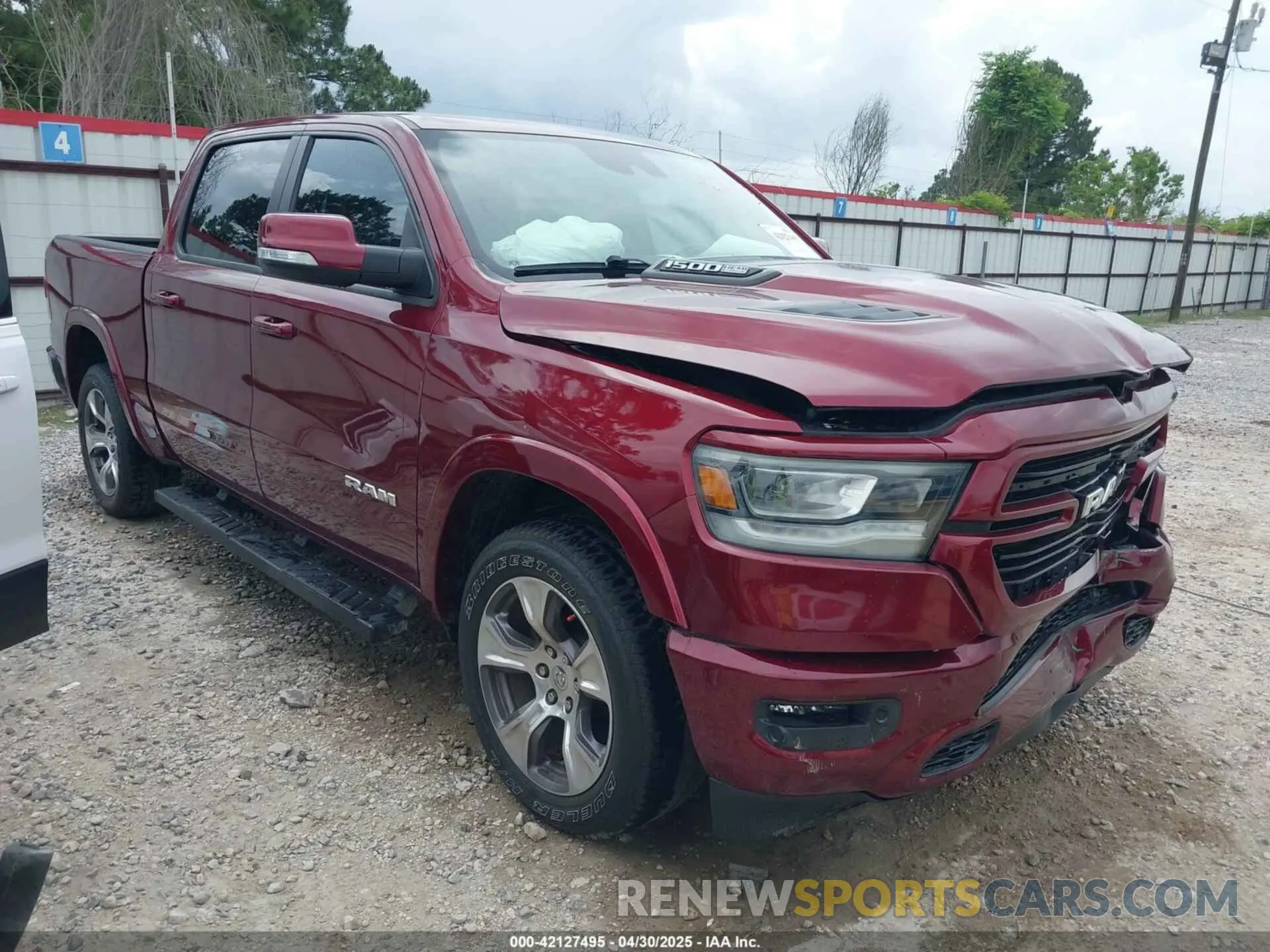 1 Photograph of a damaged car 1C6RREJT1MN767990 RAM 1500 2021