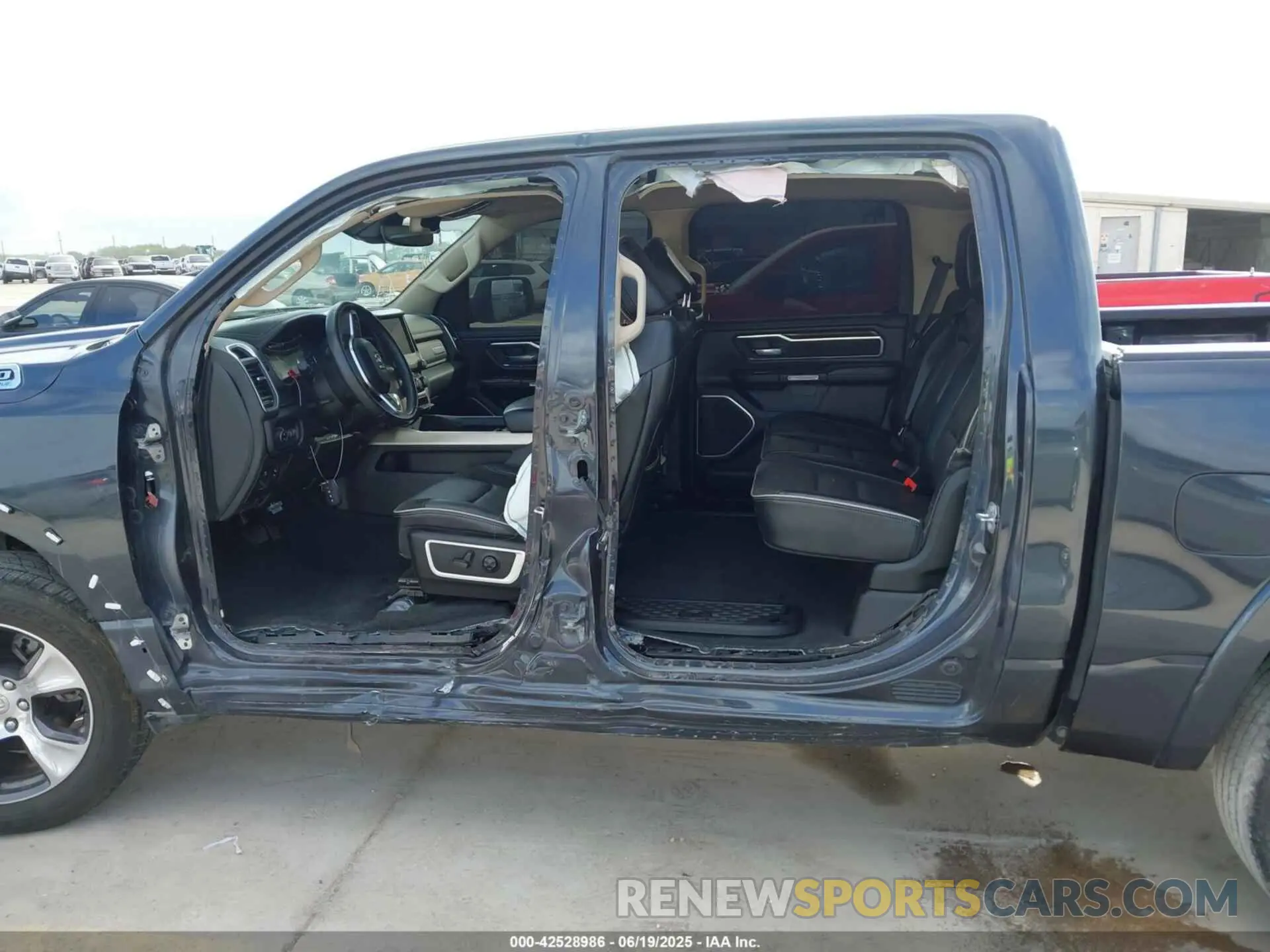 15 Photograph of a damaged car 1C6RREJT4MN821315 RAM 1500 2021