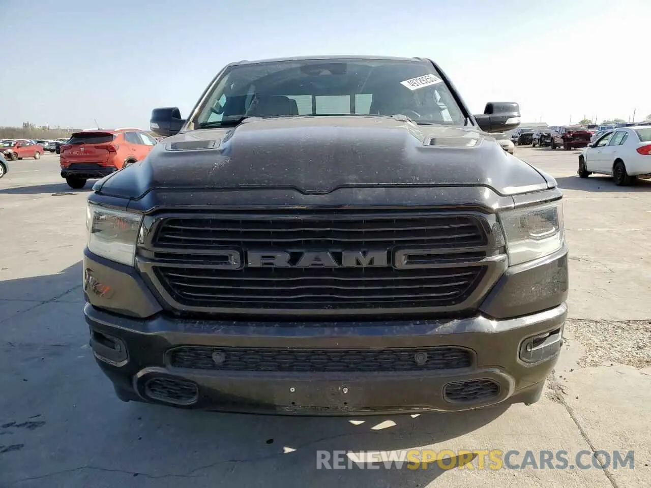 5 Photograph of a damaged car 1C6RREJT5MN710742 RAM 1500 2021