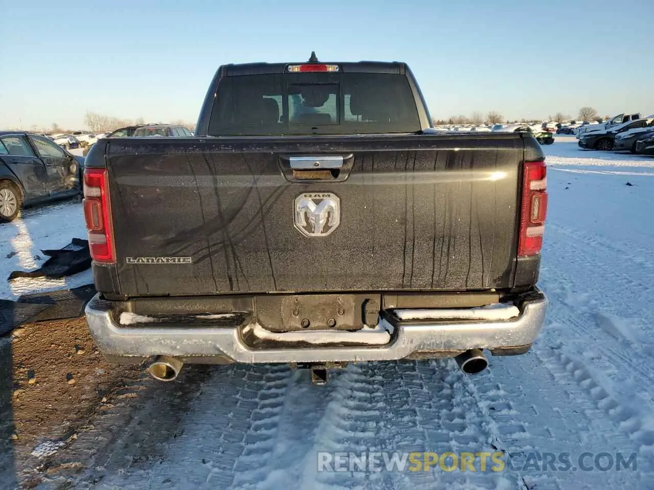 6 Photograph of a damaged car 1C6RREJT8MN750457 RAM 1500 2021