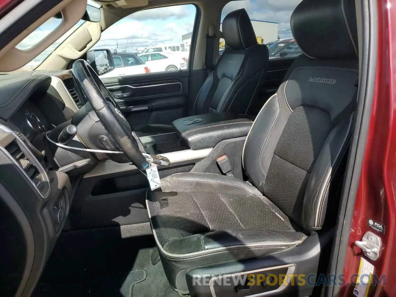 7 Photograph of a damaged car 1C6RREJT9MN608618 RAM 1500 2021