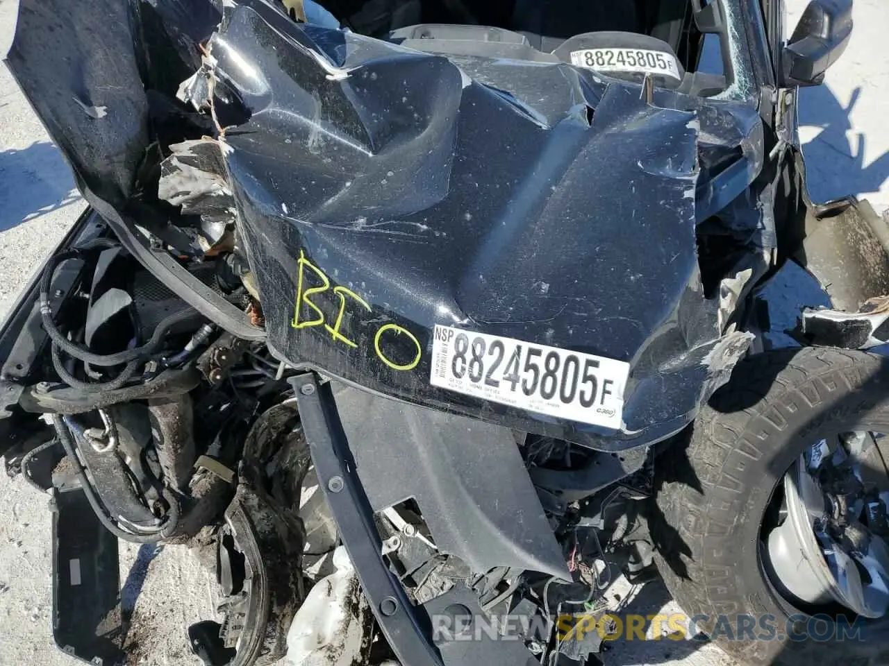 11 Photograph of a damaged car 1C6RRFBG7MN600332 RAM 1500 2021