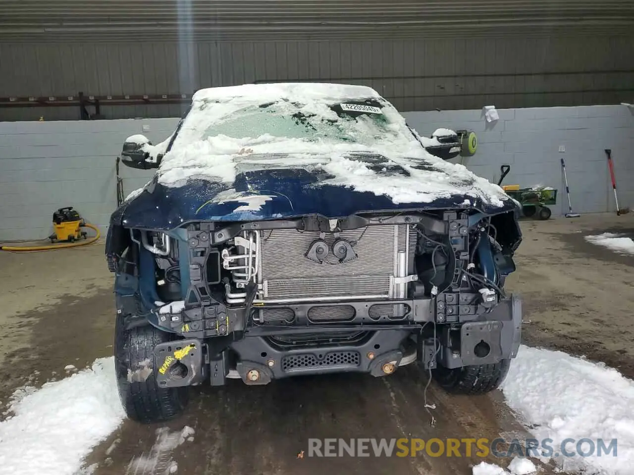 5 Photograph of a damaged car 1C6RRFBG7MN742566 RAM 1500 2021