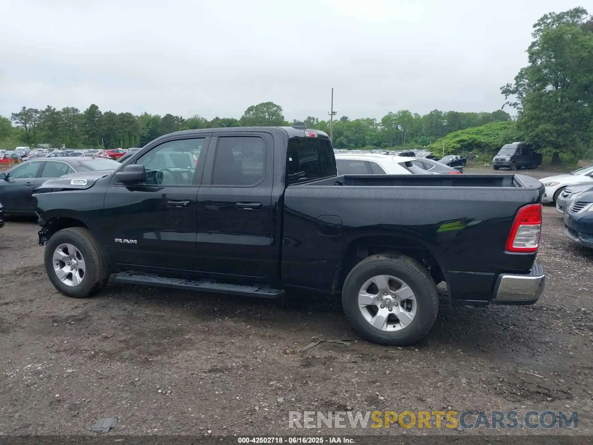 14 Photograph of a damaged car 1C6RRFBG8MN784325 RAM 1500 2021