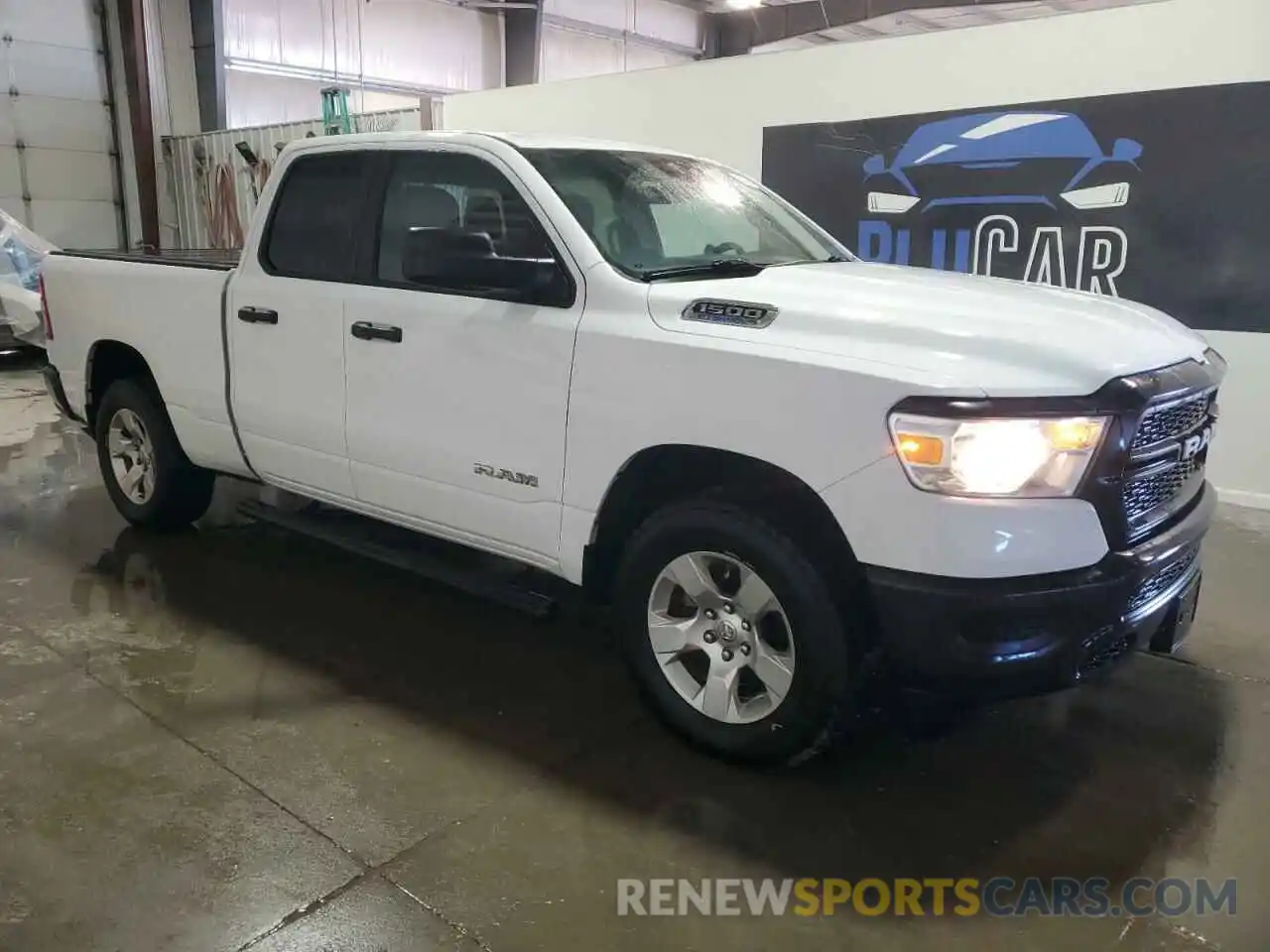 4 Photograph of a damaged car 1C6RRFCG3MN738657 RAM 1500 2021