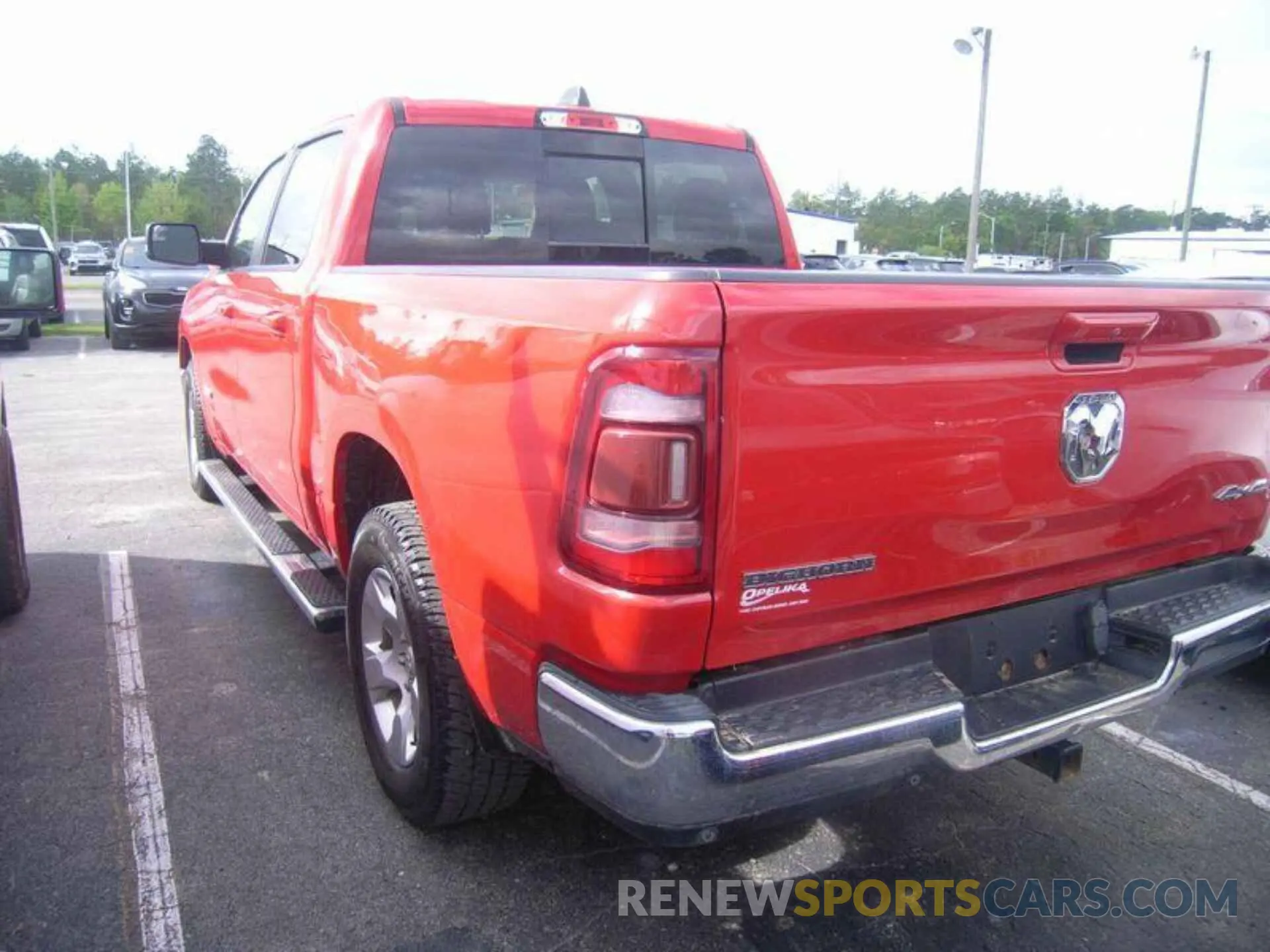 6 Photograph of a damaged car 1C6RRFFG3MN545825 RAM 1500 2021