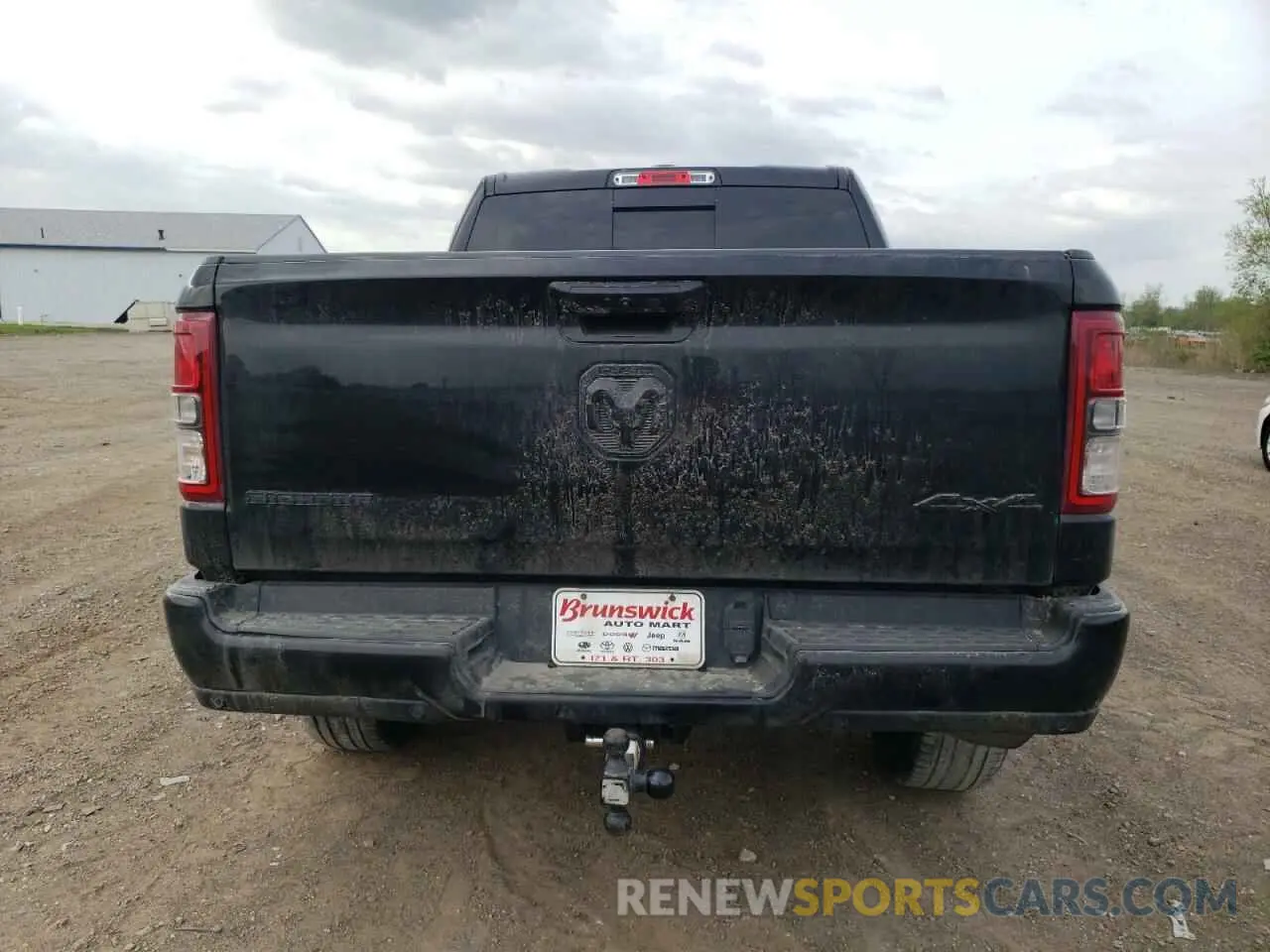 6 Photograph of a damaged car 1C6RRFFG6MN591438 RAM 1500 2021