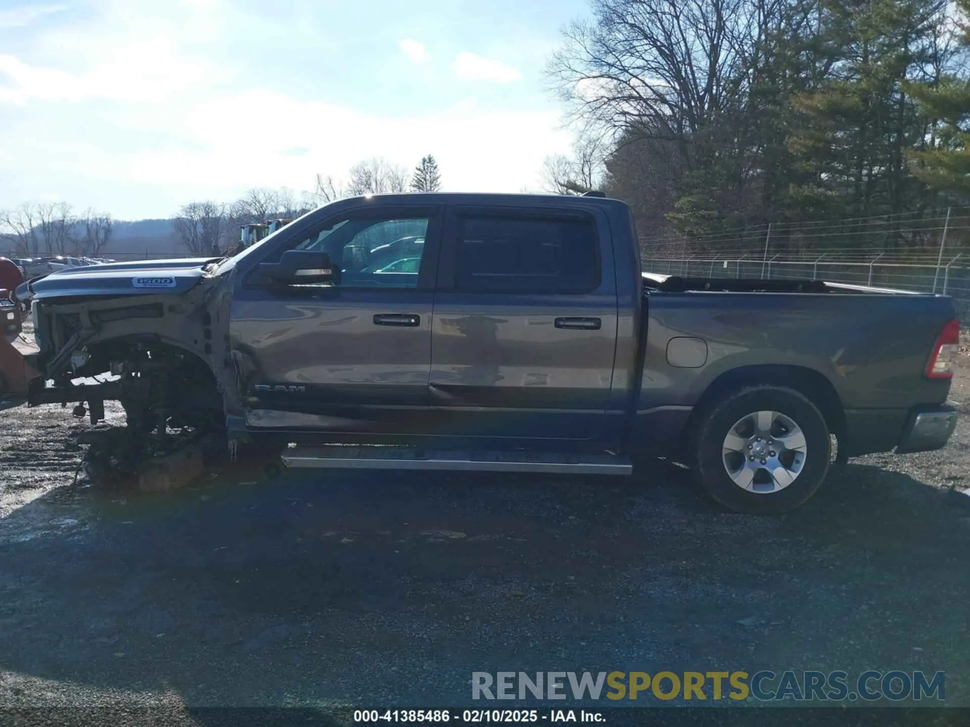 15 Photograph of a damaged car 1C6RRFFGXMN646229 RAM 1500 2021