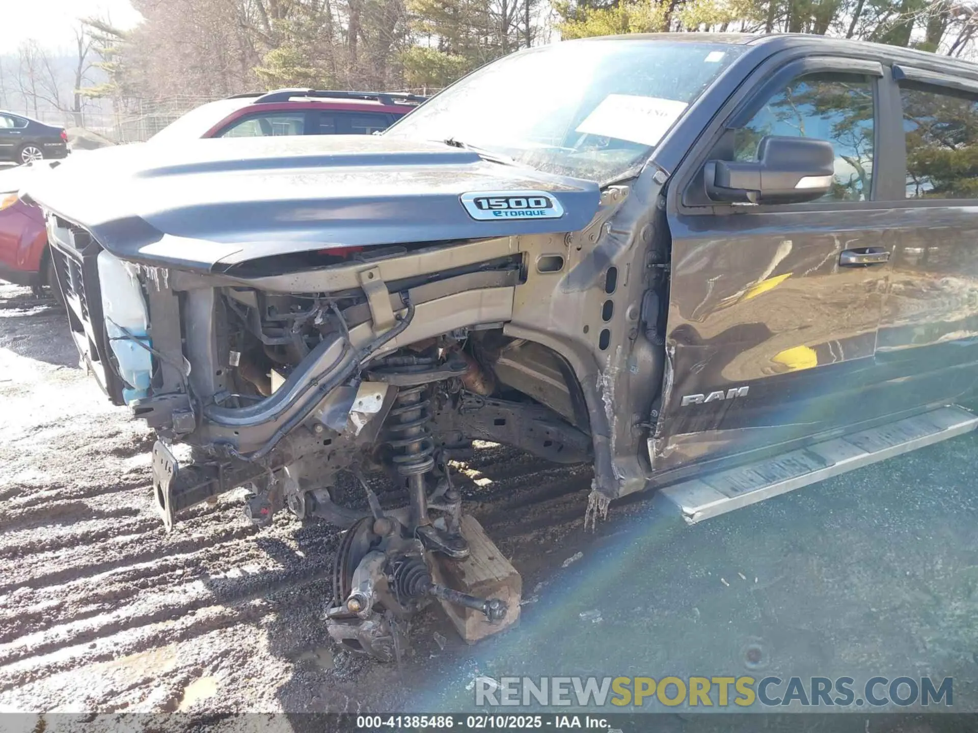 6 Photograph of a damaged car 1C6RRFFGXMN646229 RAM 1500 2021