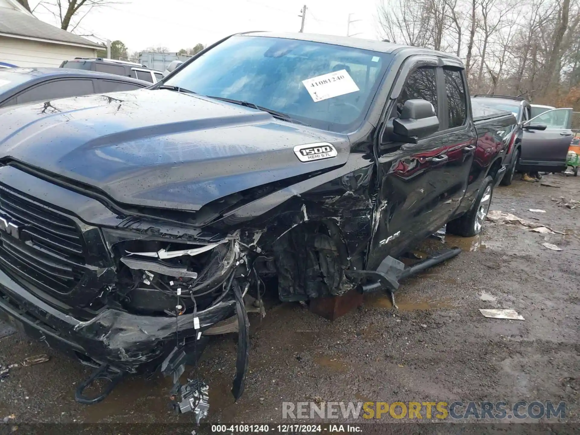 6 Photograph of a damaged car 1C6SRFBT0MN556611 RAM 1500 2021