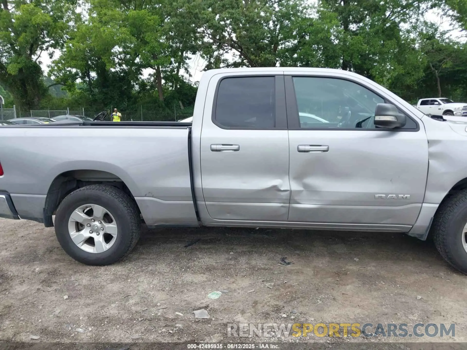6 Photograph of a damaged car 1C6SRFBT1MN727401 RAM 1500 2021