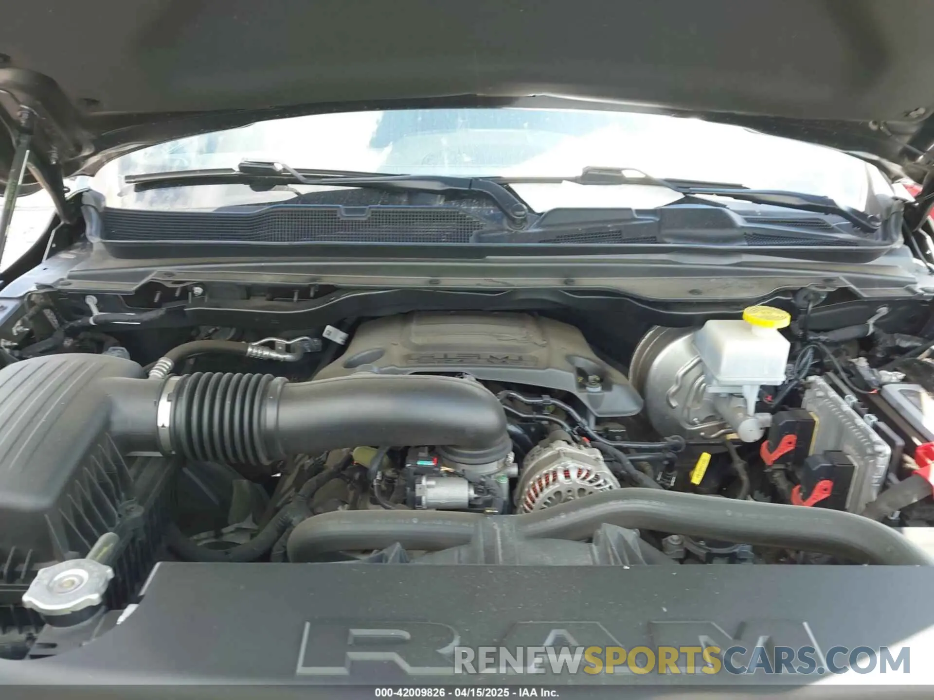 10 Photograph of a damaged car 1C6SRFBT2MN732087 RAM 1500 2021