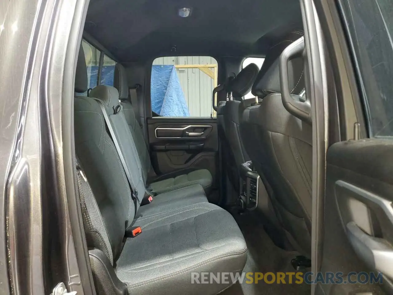 10 Photograph of a damaged car 1C6SRFBT2MN738102 RAM 1500 2021
