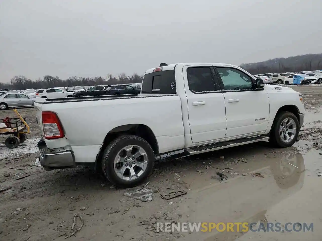 3 Photograph of a damaged car 1C6SRFBT3MN539544 RAM 1500 2021