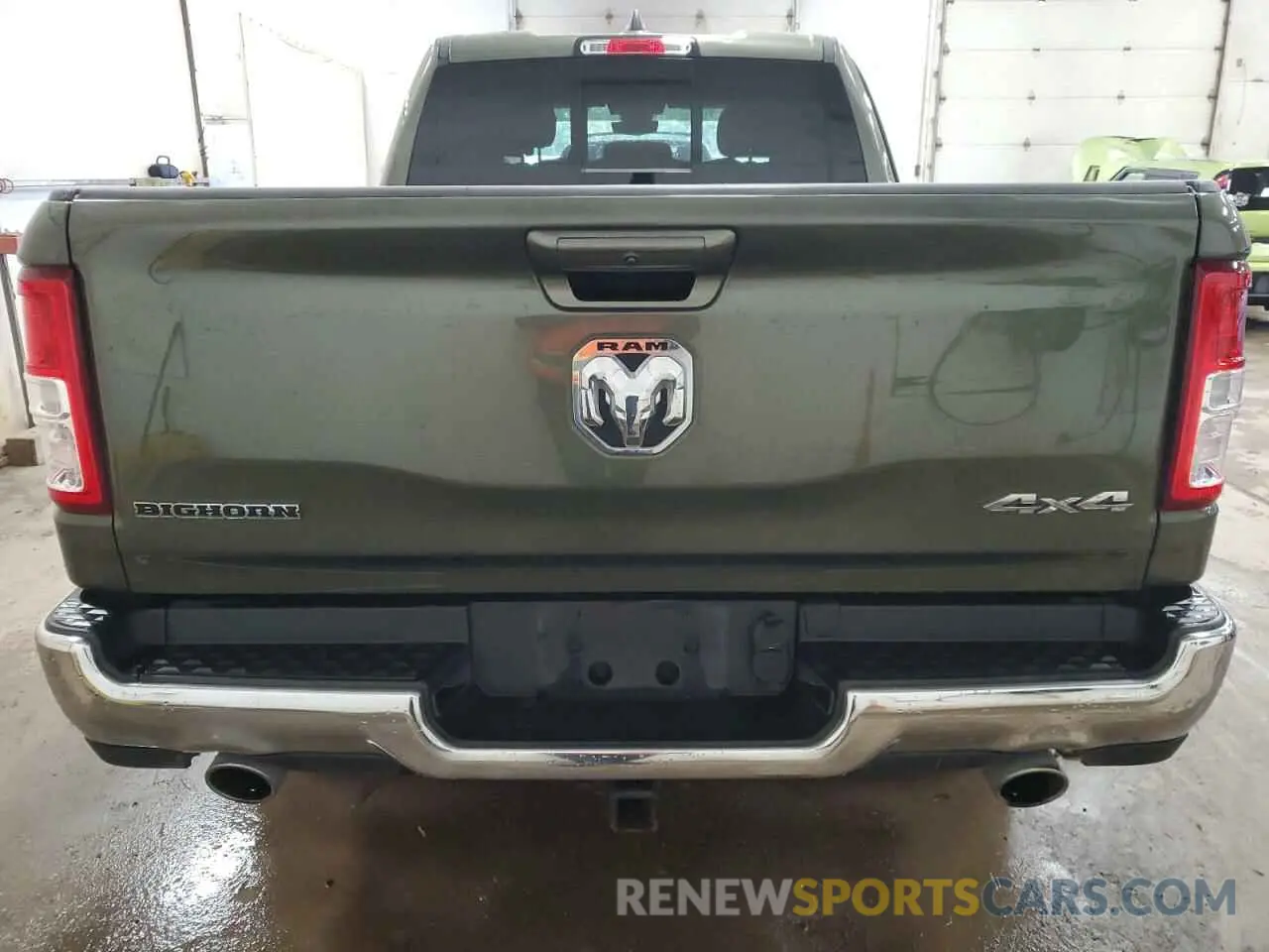 6 Photograph of a damaged car 1C6SRFBT3MN696054 RAM 1500 2021