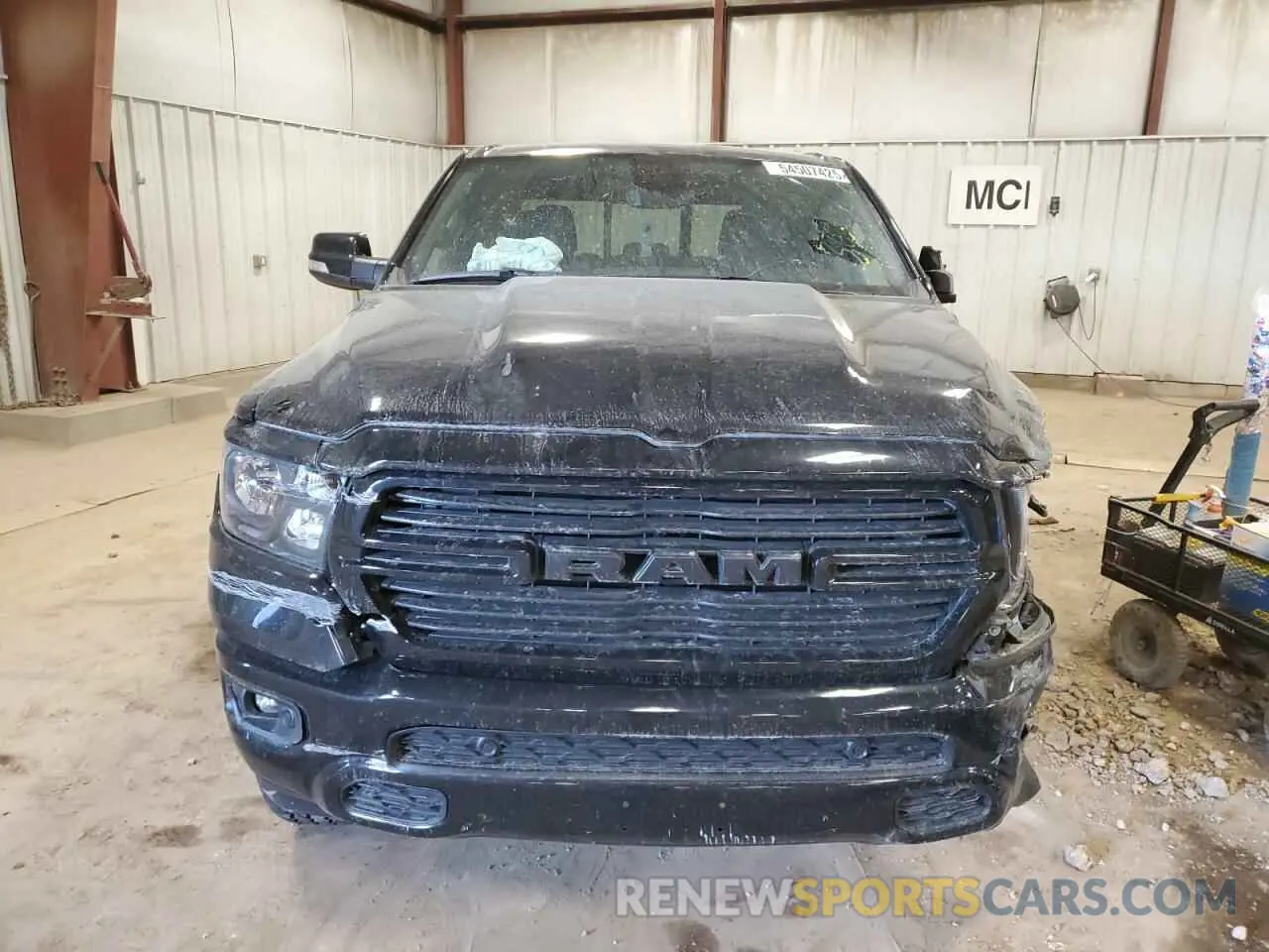 5 Photograph of a damaged car 1C6SRFBT3MN741073 RAM 1500 2021